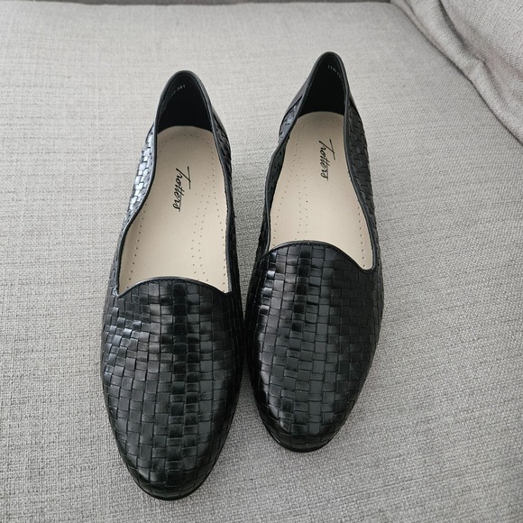 Trotters Shoes - Trotters Liz Women's Sz 11M Black Leather Woven Loafers Flat Shoes